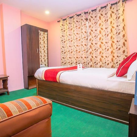 Oyo 137 Hotel Pranisha Inn Pashupatināth Extérieur photo