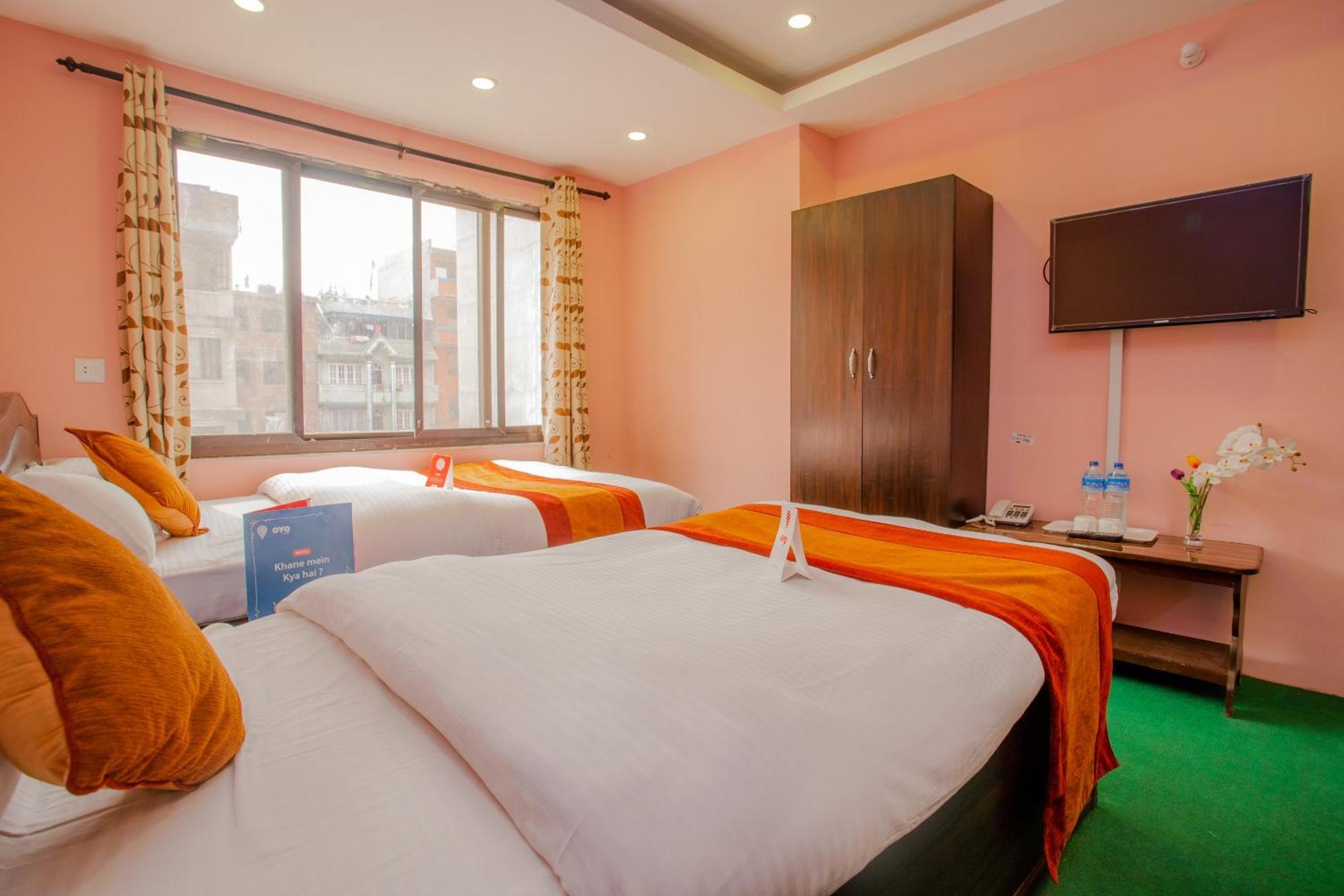 Oyo 137 Hotel Pranisha Inn Pashupatināth Extérieur photo