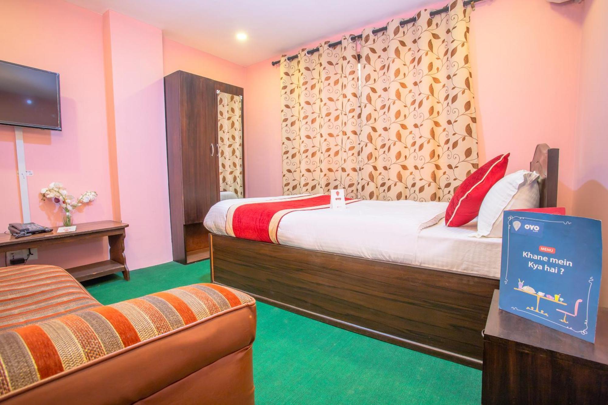 Oyo 137 Hotel Pranisha Inn Pashupatināth Extérieur photo