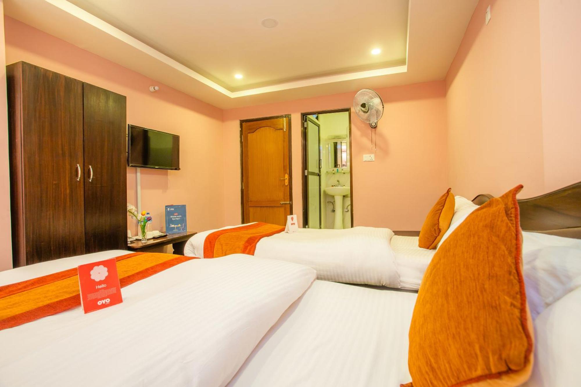 Oyo 137 Hotel Pranisha Inn Pashupatināth Extérieur photo