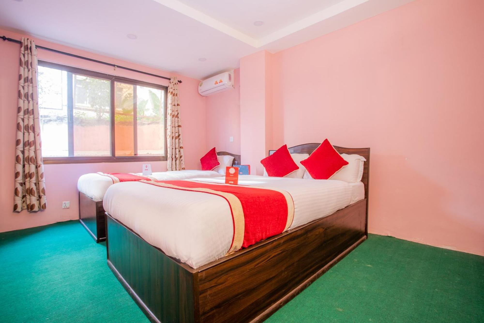 Oyo 137 Hotel Pranisha Inn Pashupatināth Extérieur photo