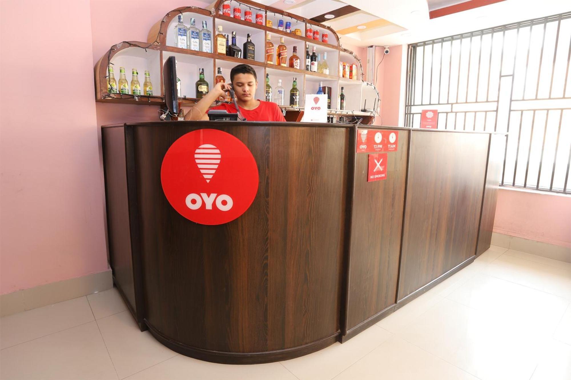 Oyo 137 Hotel Pranisha Inn Pashupatināth Extérieur photo
