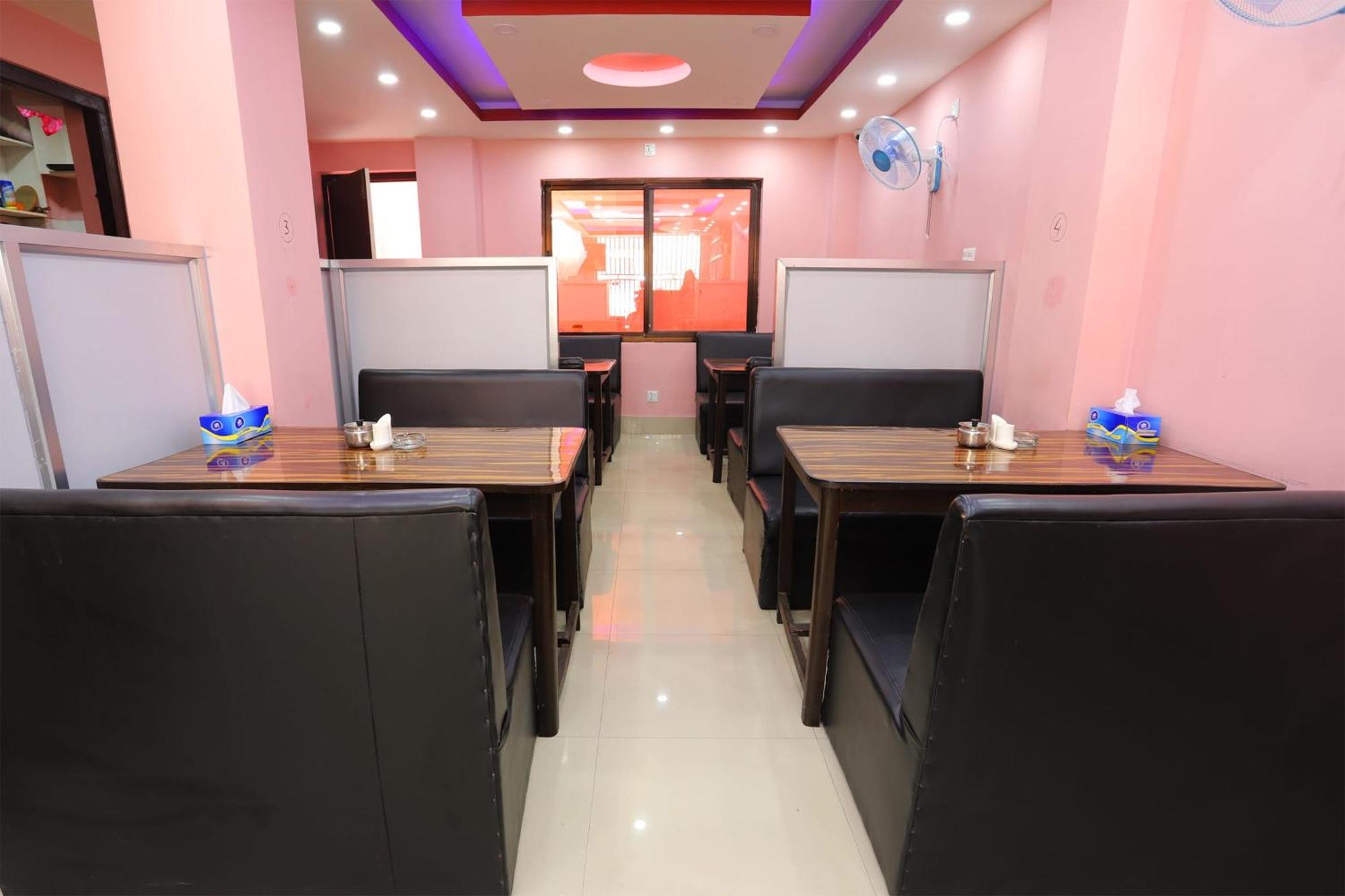 Oyo 137 Hotel Pranisha Inn Pashupatināth Extérieur photo