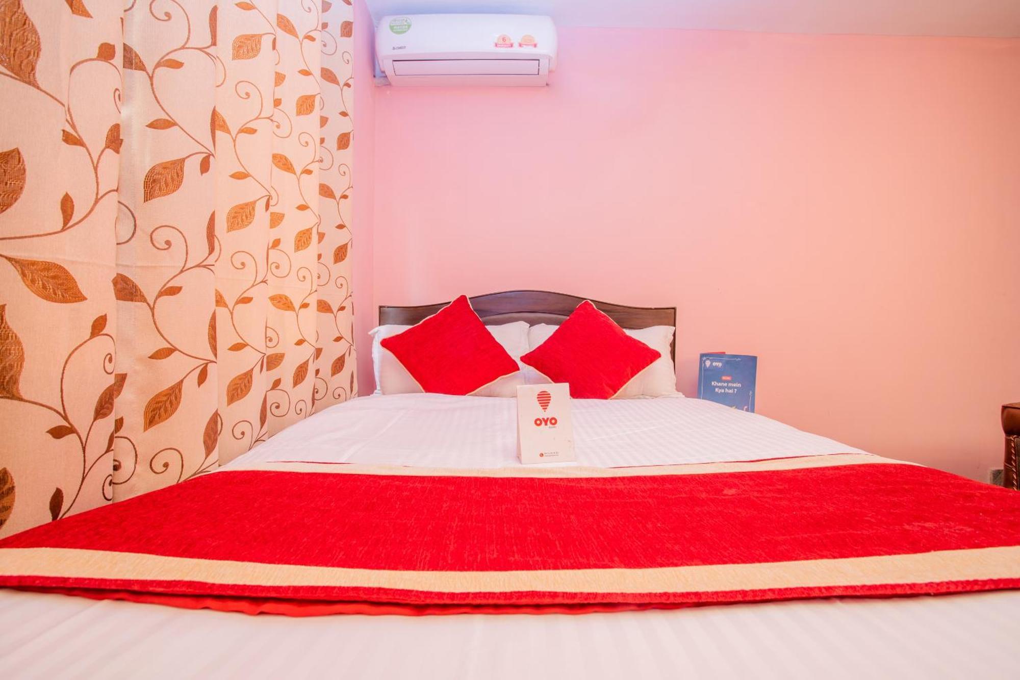 Oyo 137 Hotel Pranisha Inn Pashupatināth Extérieur photo